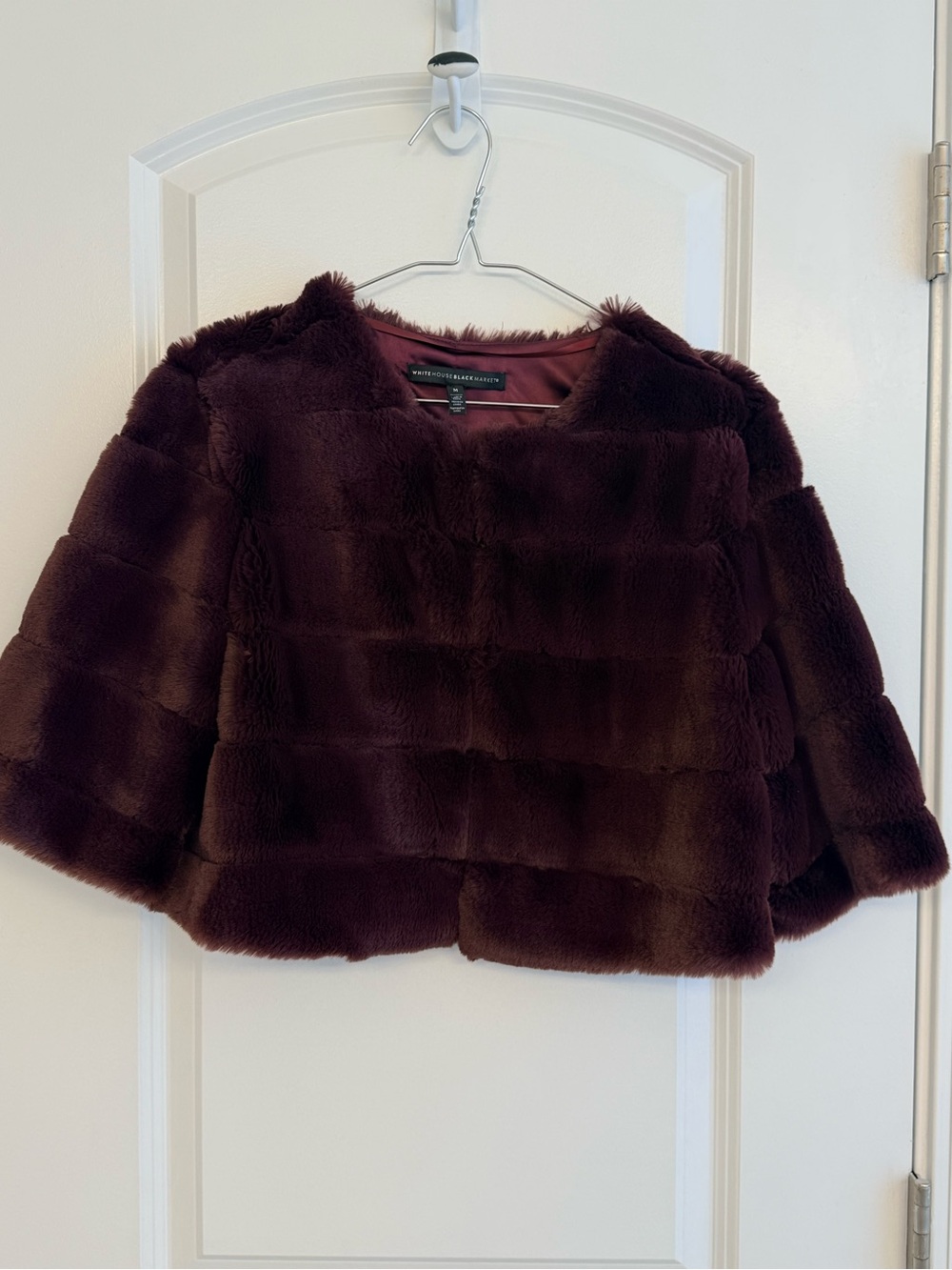 White House Black Market WHBM Women’s' Burgundy Faux Fur Jacket Cropped Coat